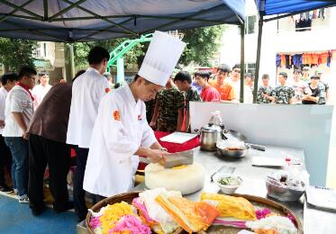 ����ϵ���ʳ֮��ɫ����