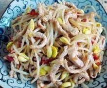 豆芽炒肉丝