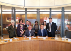 ��У���������ǳɹ������ѧ�ɹ�ǩ���ԼЭ��