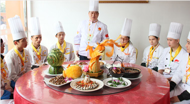 00后学厨师多吗